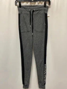 Athletic Leggings By Calvin Klein In Grey, Size: Xs