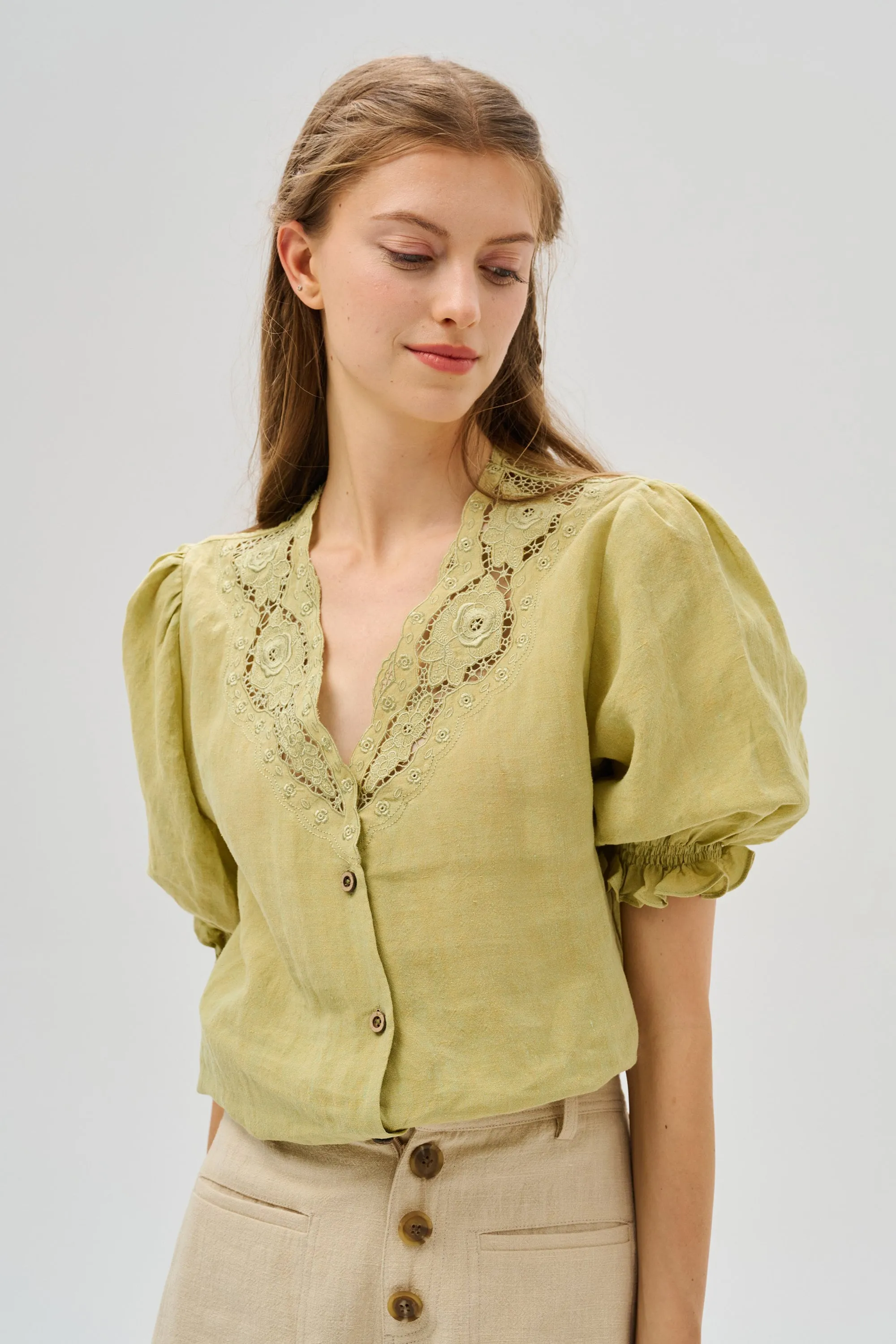 Summer 17 | openwork 100% linen blouse with lace